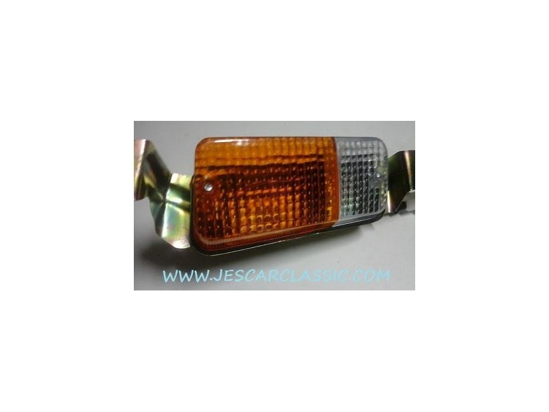 Toyota Corolla III KE30 - Farolim frente esquerdo