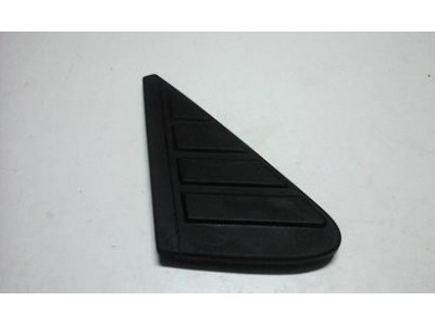 Peugeot 205 - Acabamento interior de porta esquerda