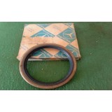 Mercedes-Benz T2 - Retentor de cubo roda traseiro