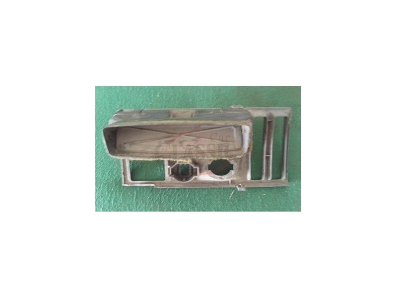 Opel Corsa A - Moldura do painel comandos de tablier