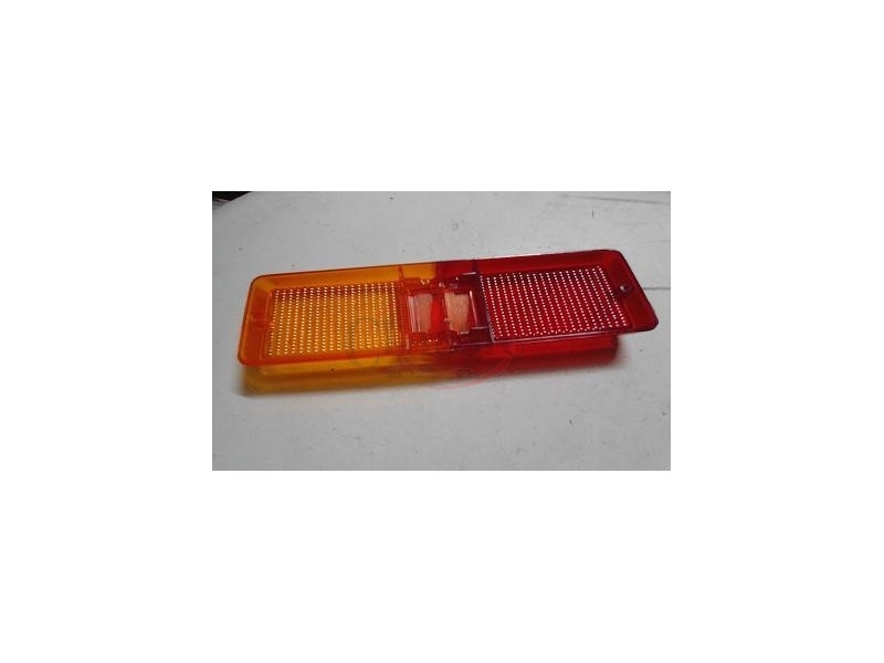 Fiat 128 Berlina / Fiat 128 Special - Vidro farolim traseiro direito (com reflector)