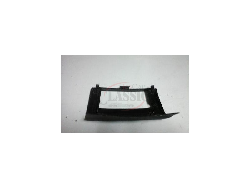 VW Passat B3 - Aro farol auxiliar direito