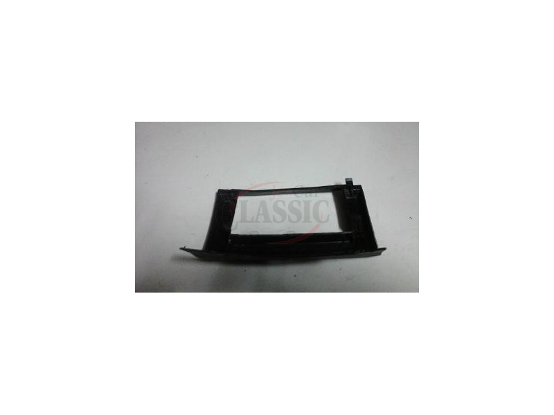 VW Passat B3 - Aro farol auxiliar esquerdo