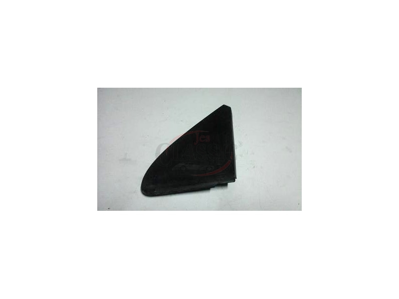 Ford Orion MkI - Acabamento de espelho retrovisor exterior direito