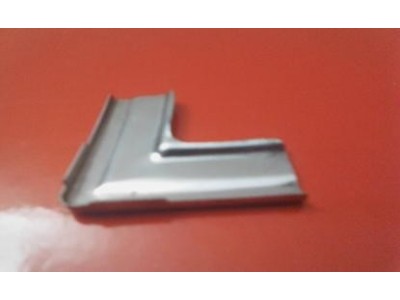 Toyota Corolla II KE20 - Acabamento de união para friso embelezador vidro