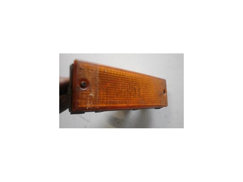 Mitsubishi L200 K14 / Mitsubishi L200 K34 - Farolim frente esquerdo