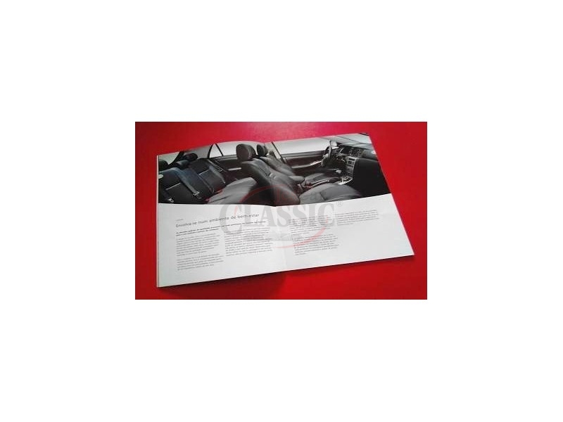 Toyota Corolla IX - Catálogo de lançamento