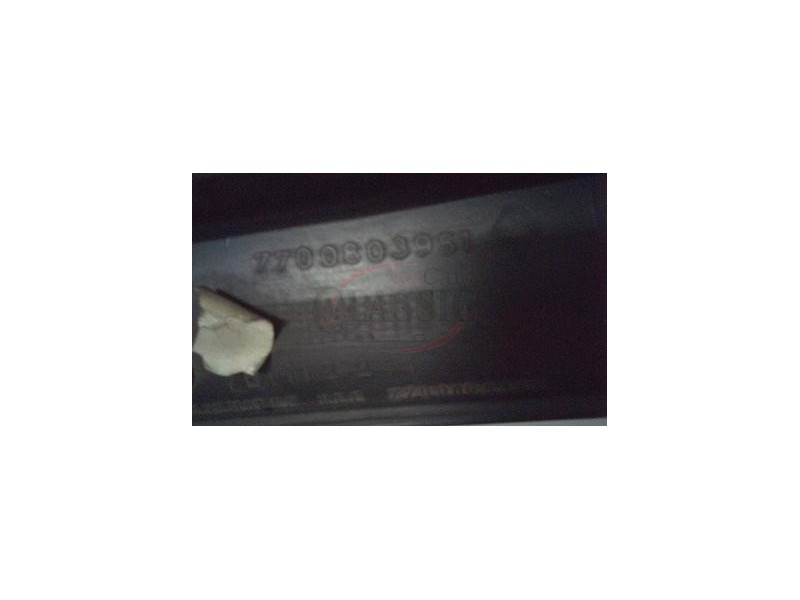 Renault Clio I - Grelha de curcuvan direita (Fase II)