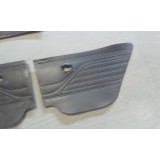 Nissan 100A - Jogo de 4 guarnições interiores de porta e laterais