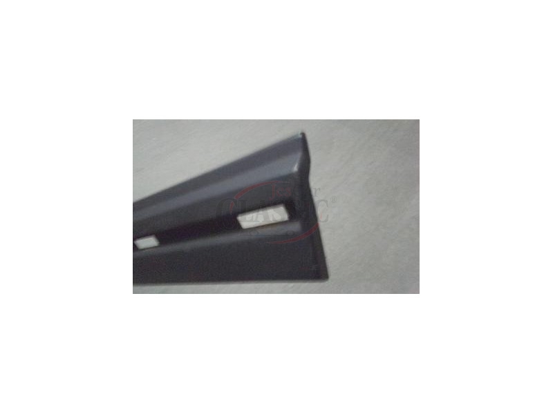Peugeot 205 CTI / Peugeot 205 GTI - Friso embelezador de porta esquerdo (1212mm)