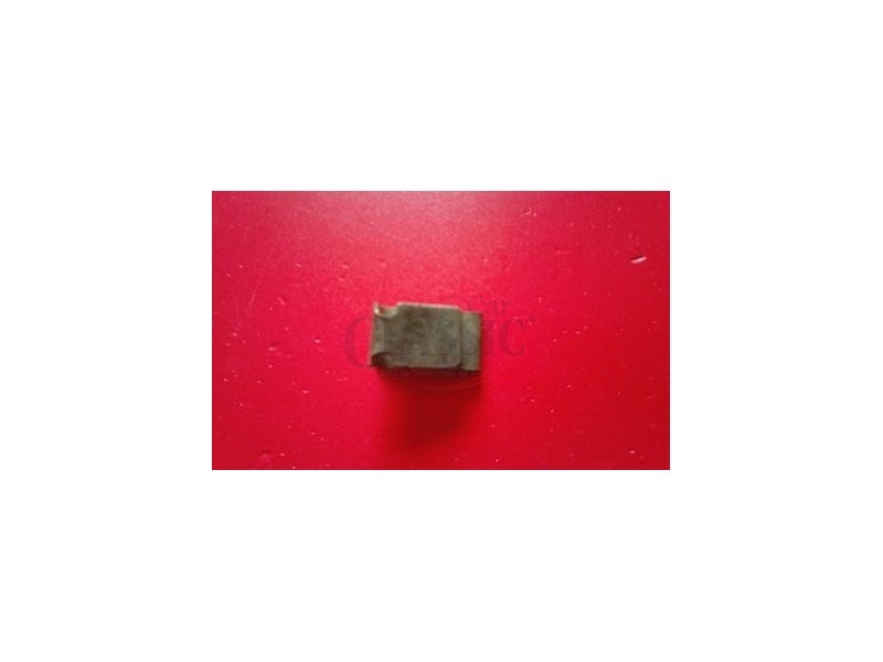 Aplicação Desconhecida - Mola de fixação