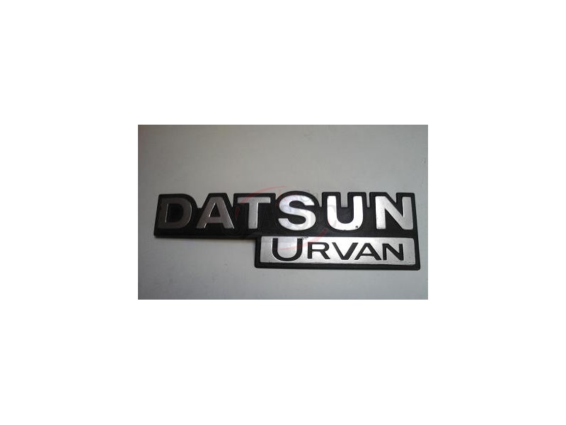 Nissan Urvan E23 - Emblema traseiro