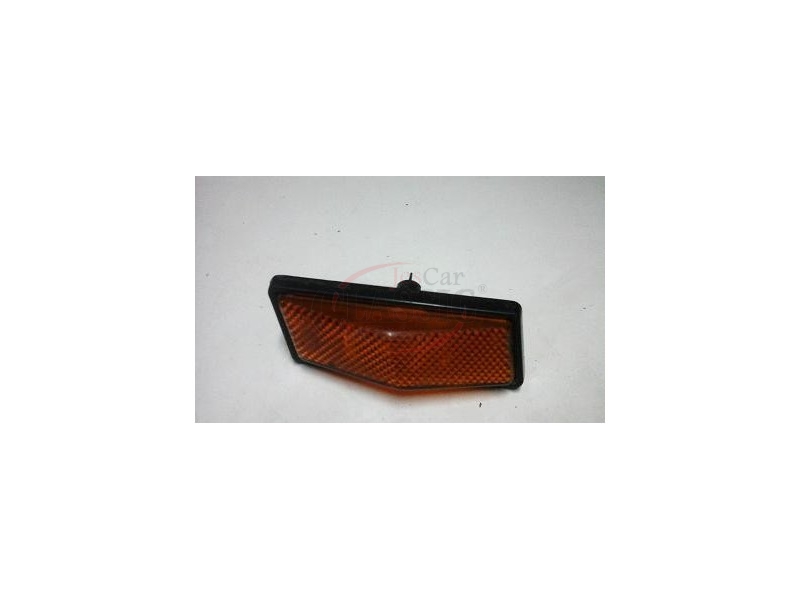 Fiat 128 CL / Fiat 131 / Fiat 132 - Farolim lateral esquerdo (ALTISSIMO)