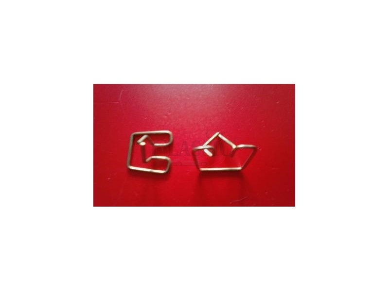 Aplicação Desconhecida - Mola de fixação para frisos (24mm)