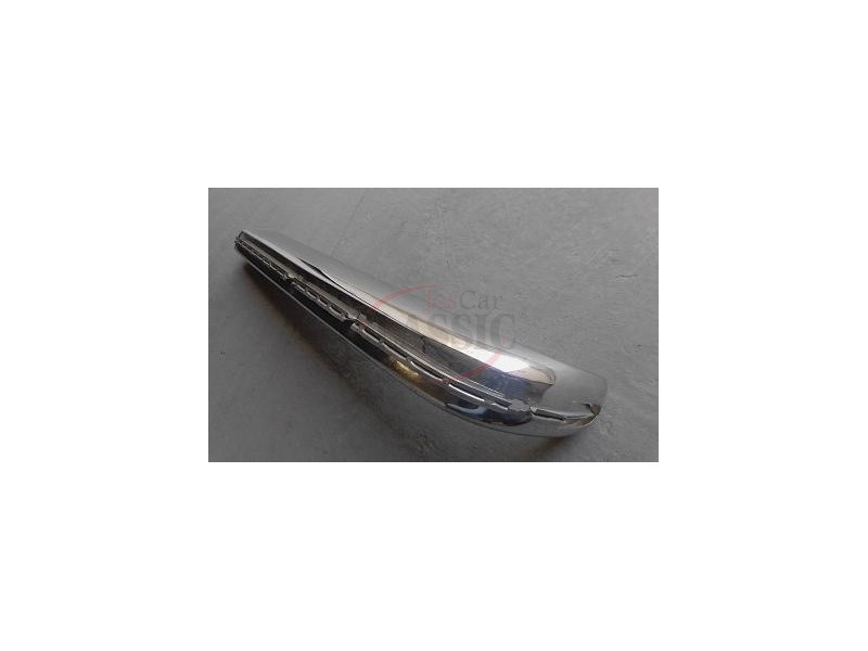 Mercedes-Benz W115 /8 - Canto de para-choques traseiro direito