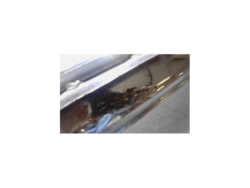 Mercedes-Benz W115 /8 - Canto de para-choques traseiro esquerdo