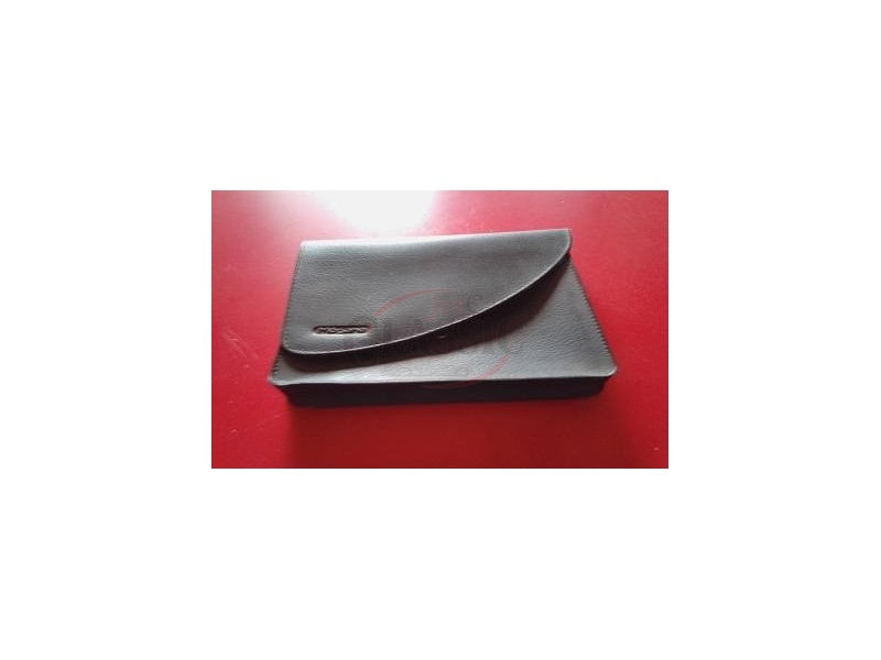 Renault Megane I - Bolsa para manual do condutor