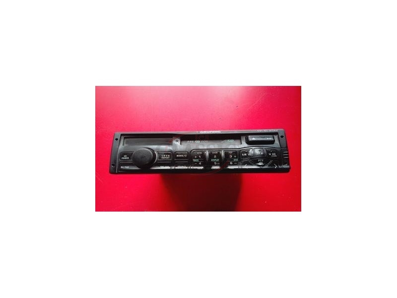 Multimarcas - Auto-Rádio (GRUNDIG - WKC5101RDS)