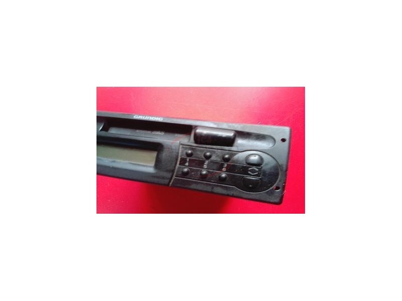 Multimarcas - Auto-Rádio (GRUNDIG - WKC1200VD)