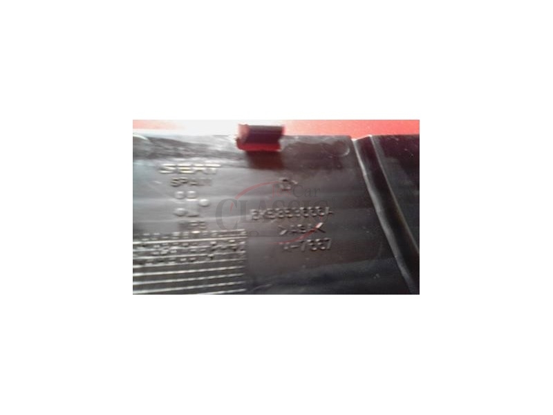 Seat Inca / VW Polo Vario - Grelha de para-choques frente direita