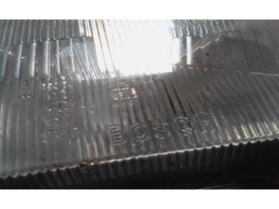 Audi 80 B4 - Farol principal direito H4 (BOSCH)