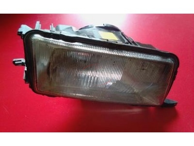 Audi 80 B4 - Farol principal direito H4 (BOSCH)