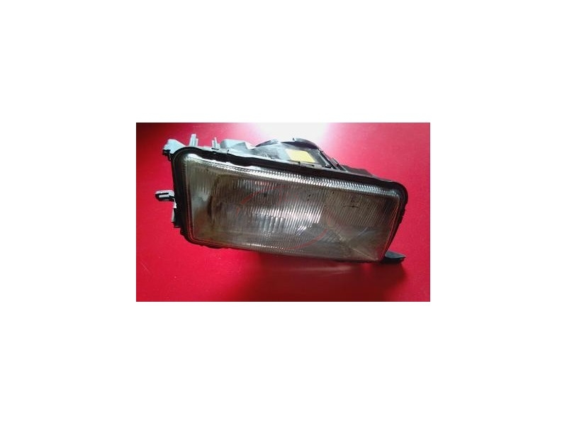 Audi 80 B4 - Farol principal direito H4 (BOSCH)