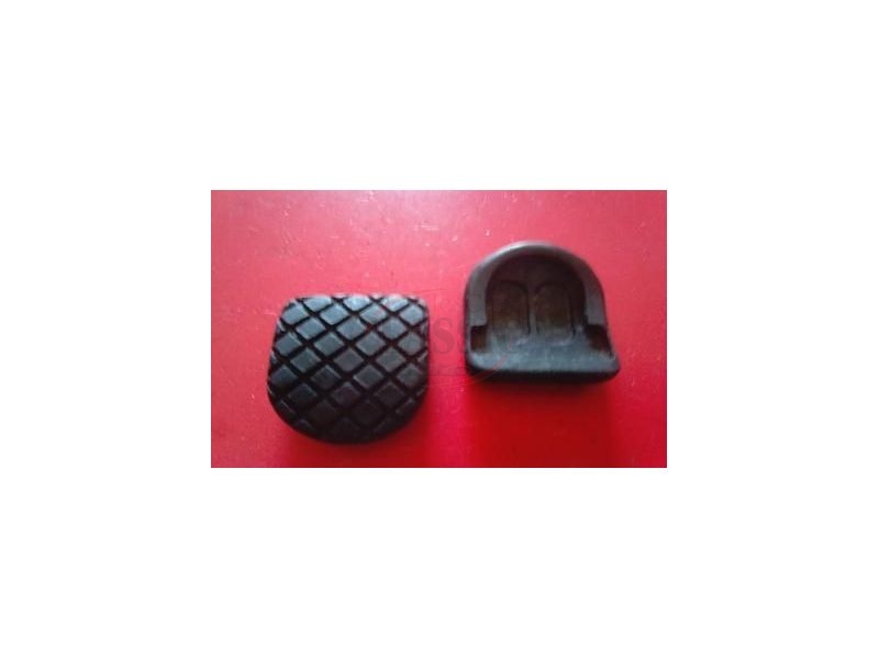 Opel Kadett B / Opel Kadett C / Opel GT - Jogo (2) Capas de pedal travão e embraiagem