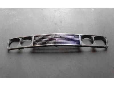 Fiat 132 - Grelha principal (Versão 1800 S)