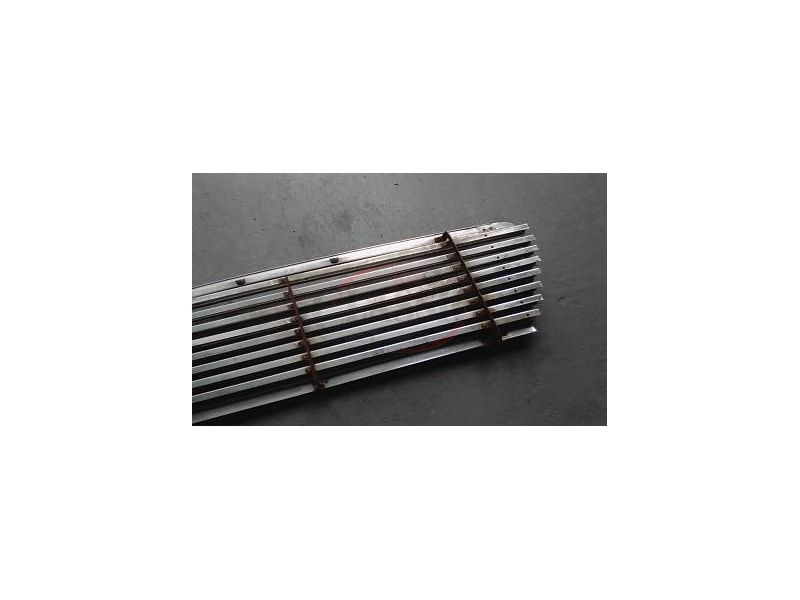 Austin 1100 MkI - Grelha principal