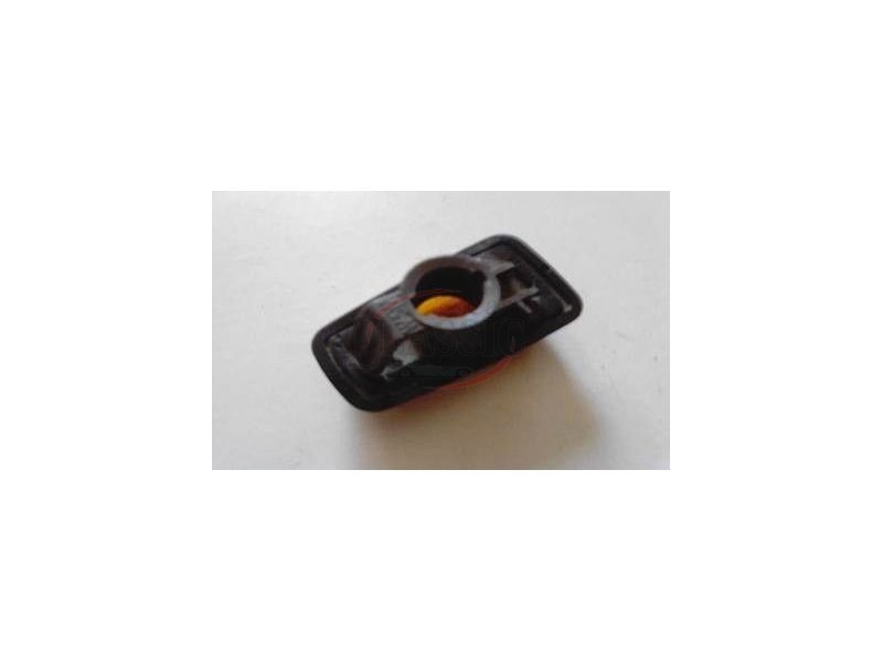 Citroen Saxo / Peugeot 106 II - Farolim lateral (AXO)
