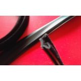 Fiat 126 - Jogo de 2 calhas de guia do vidro porta