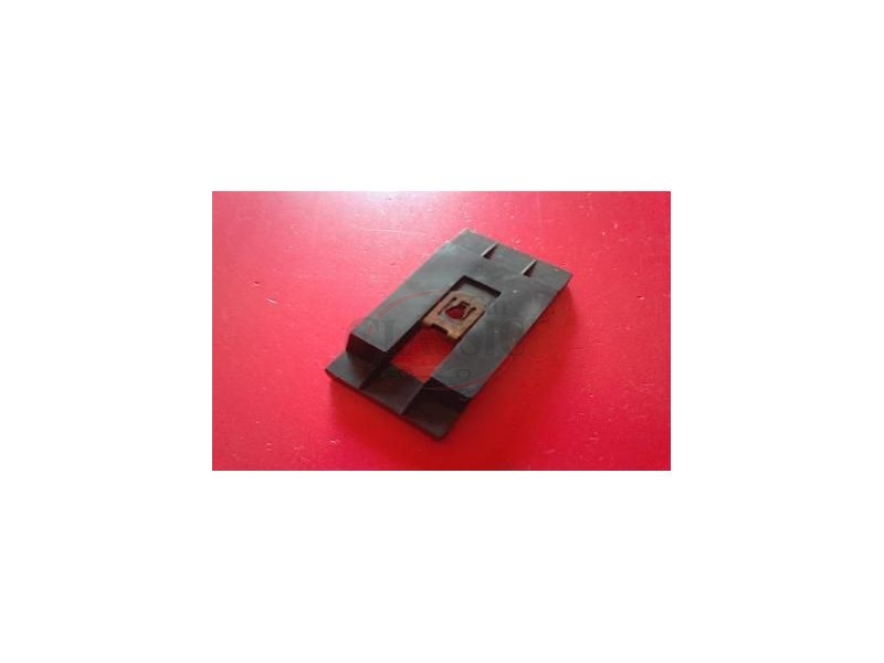 Opel Corsa A - Suporte de para-choques frente