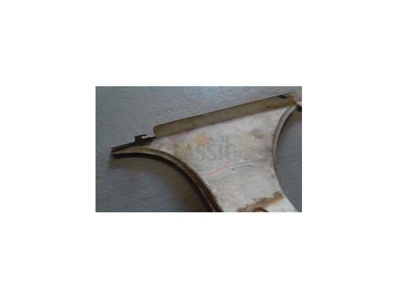 Citroen 2CV / Citroen AK - Canal de ventilação central do habitáculo