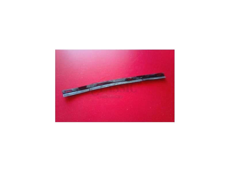 Peugeot 205 - Junta de vedação do para-choques frente