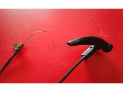 VW Golf I - Cabo de abertura do capot e manipulo