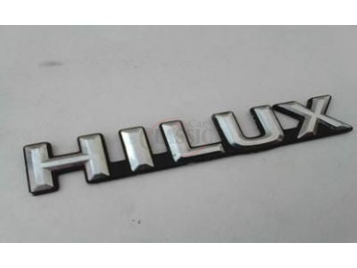 Toyota Hilux III - Emblema traseiro (HILUX)