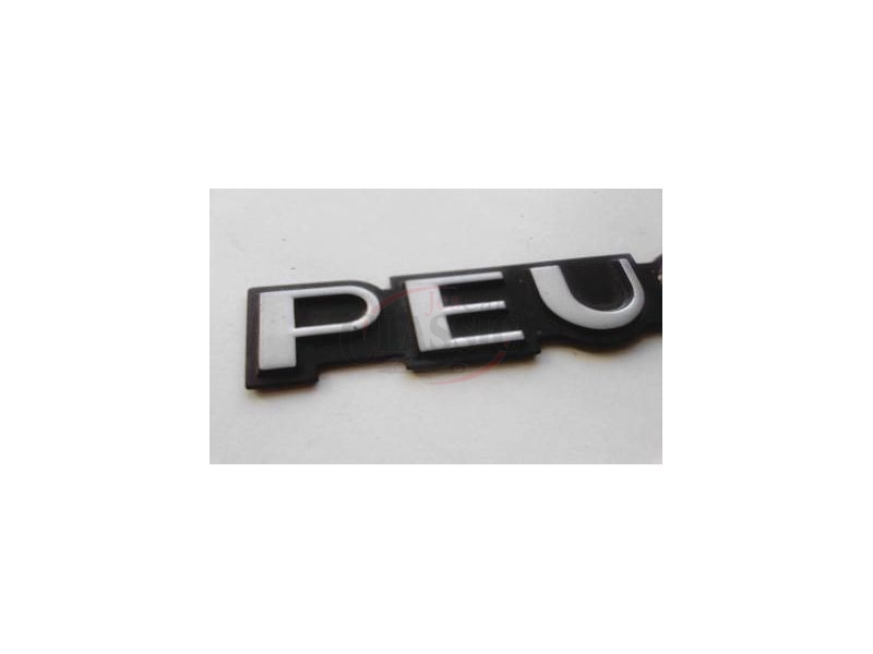 Peugeot 205 / Peugeot 504 - Emblema traseiro (PEUGEOT)