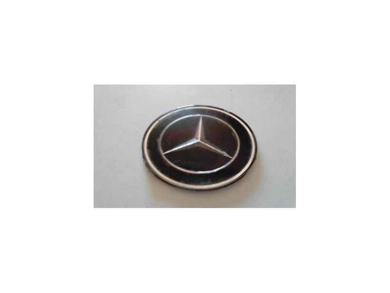 Mercedes-Benz R107 - Centro do volante direcção
