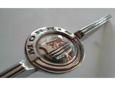 Mini Morris MkI - Emblema capot motor
