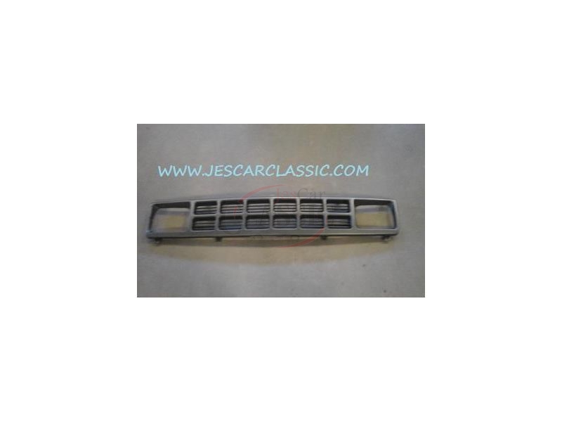 Bedford KBD 26 - Grelha principal