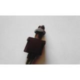 Toyota Corolla II KE20 - Interruptor de contacto pedal luz travão