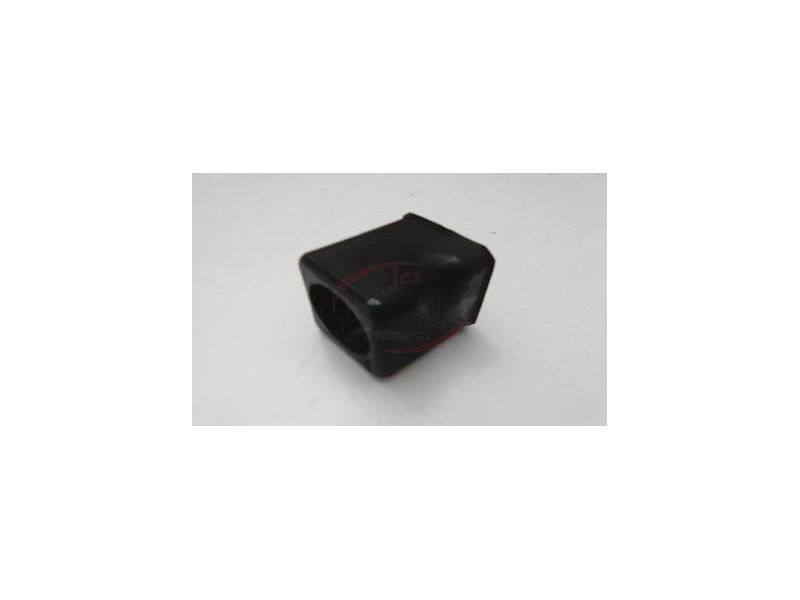 Nissan Cedric - Batente central da barra estabilizadora