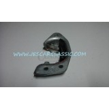 Nissan 100A - Batente de fechadura porta direita