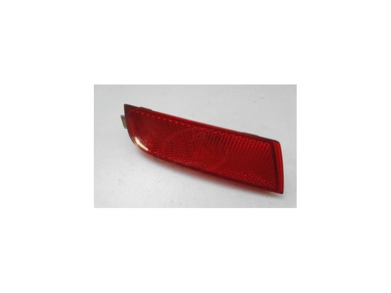 Nissan Note - Reflector traseiro esquerdo (KOITO)