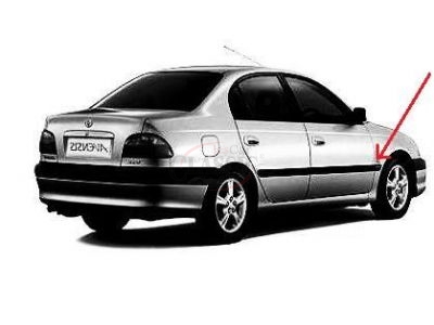 Toyota Avensis I - Friso embelezador do guarda lamas frente direito