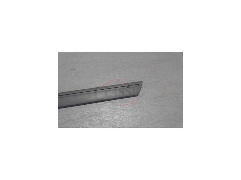 Renault Express III - Friso embelezador da ilharga esquerda