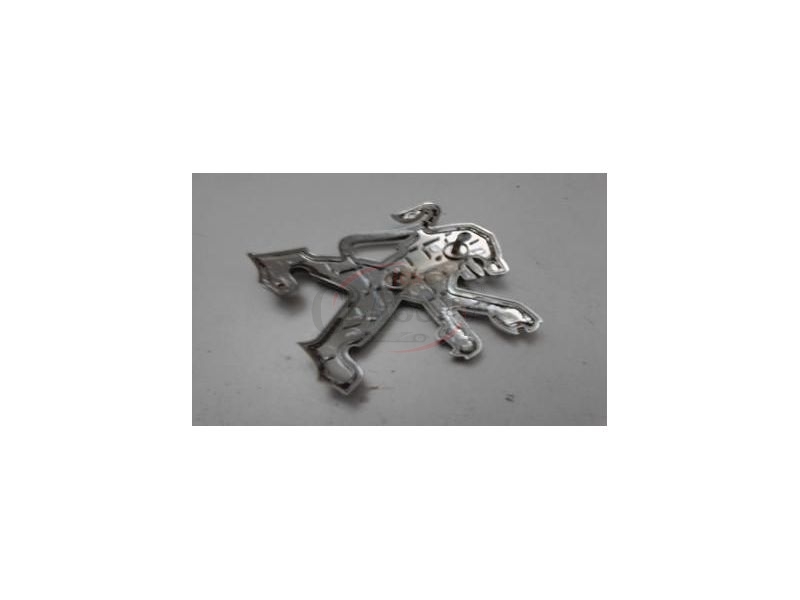 Peugeot 207 - Emblema traseiro