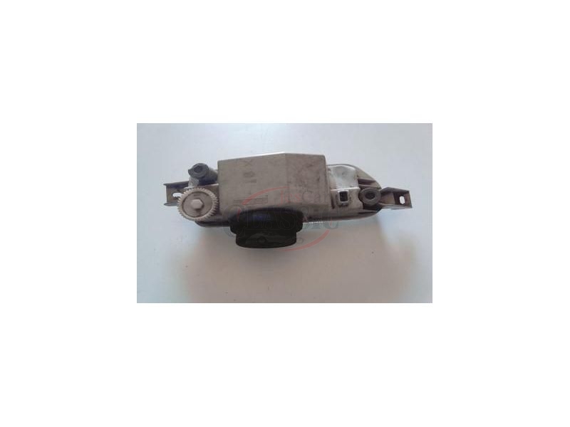 Ford Escort MkVI / Ford Transit MkVI - Farol auxiliar esquerdo H3 (HELLA)