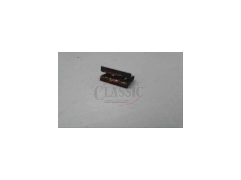 Peugeot 205 - Mola de fixação junta do para-choques